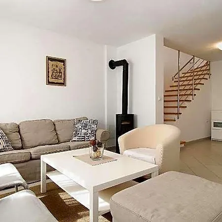 House 1581 Pula