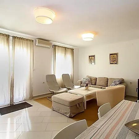 House 1581 Hotel